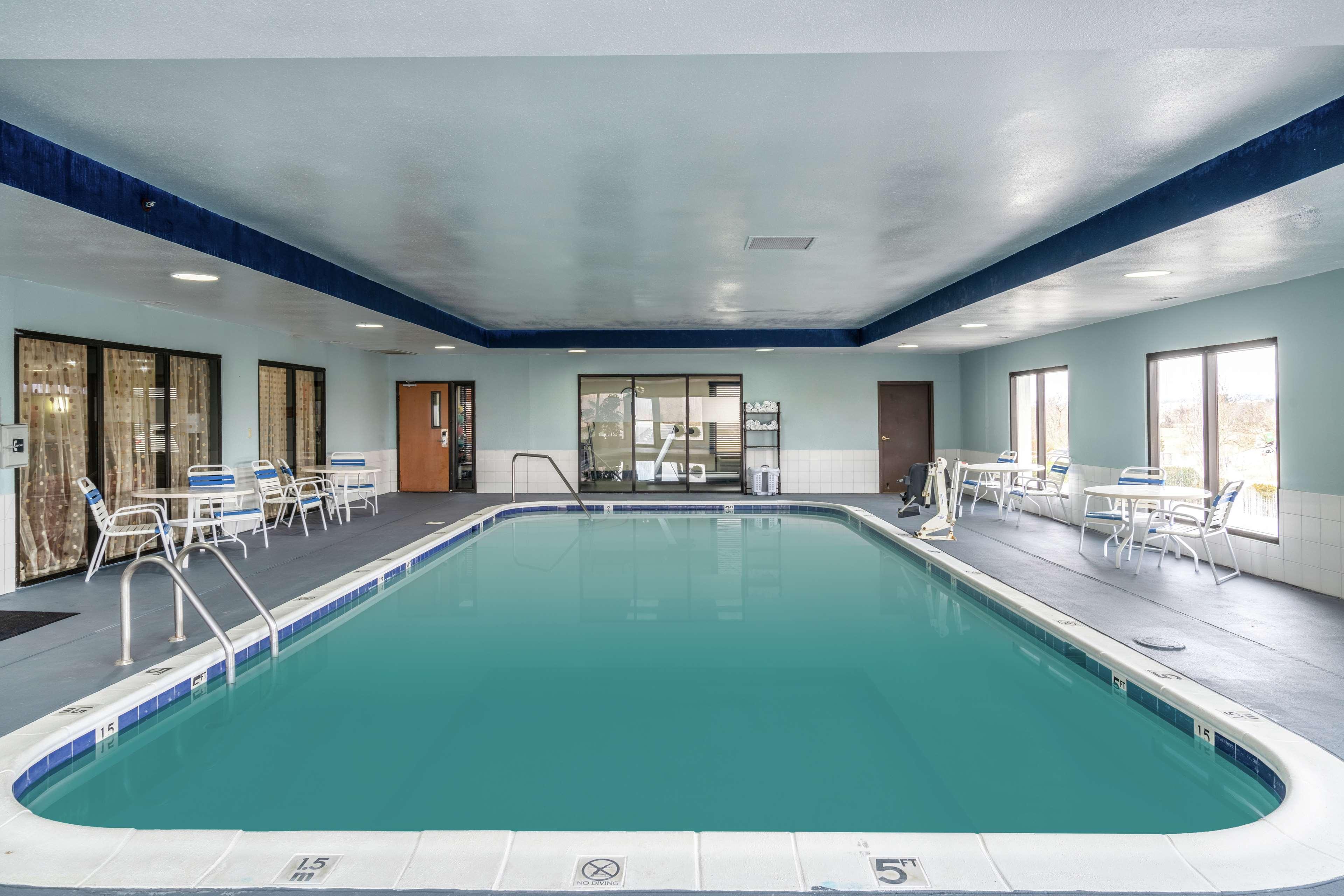 Newbern Hampton Inn Dublin מראה חיצוני תמונה