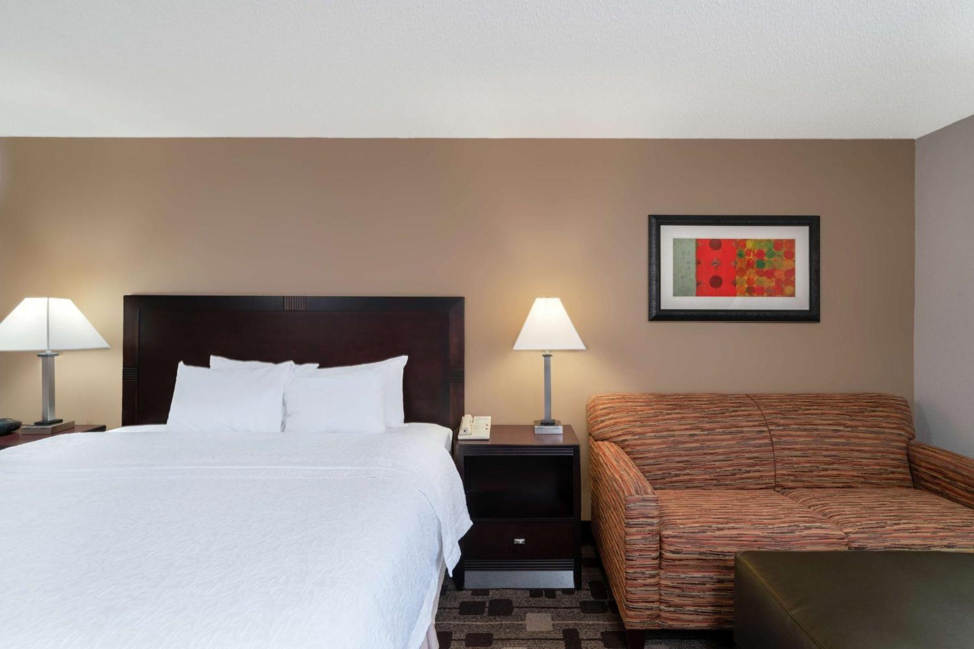 Newbern Hampton Inn Dublin מראה חיצוני תמונה